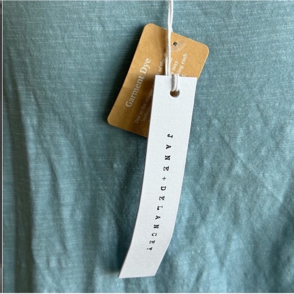 Jane + Delancey ruffle sleeve top - Picture 7 of 11